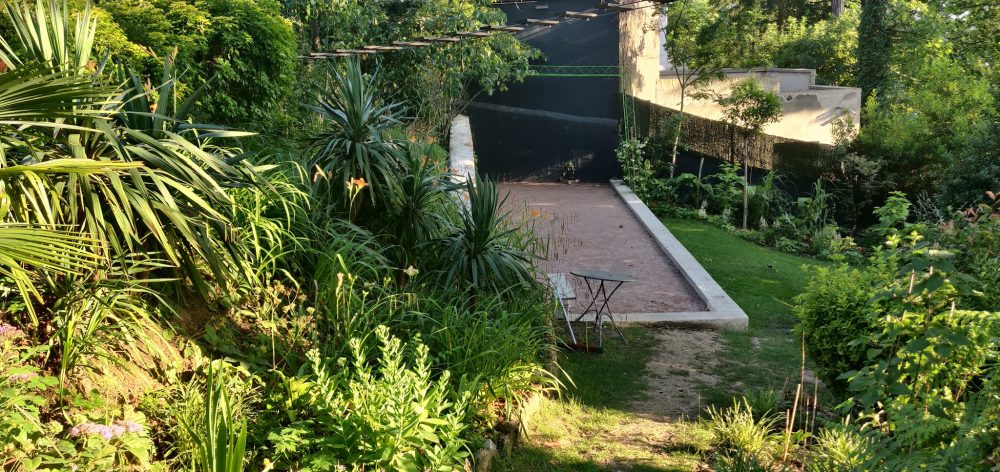 jardin fleuri aménagé par La Pépi 95, Île-de-France